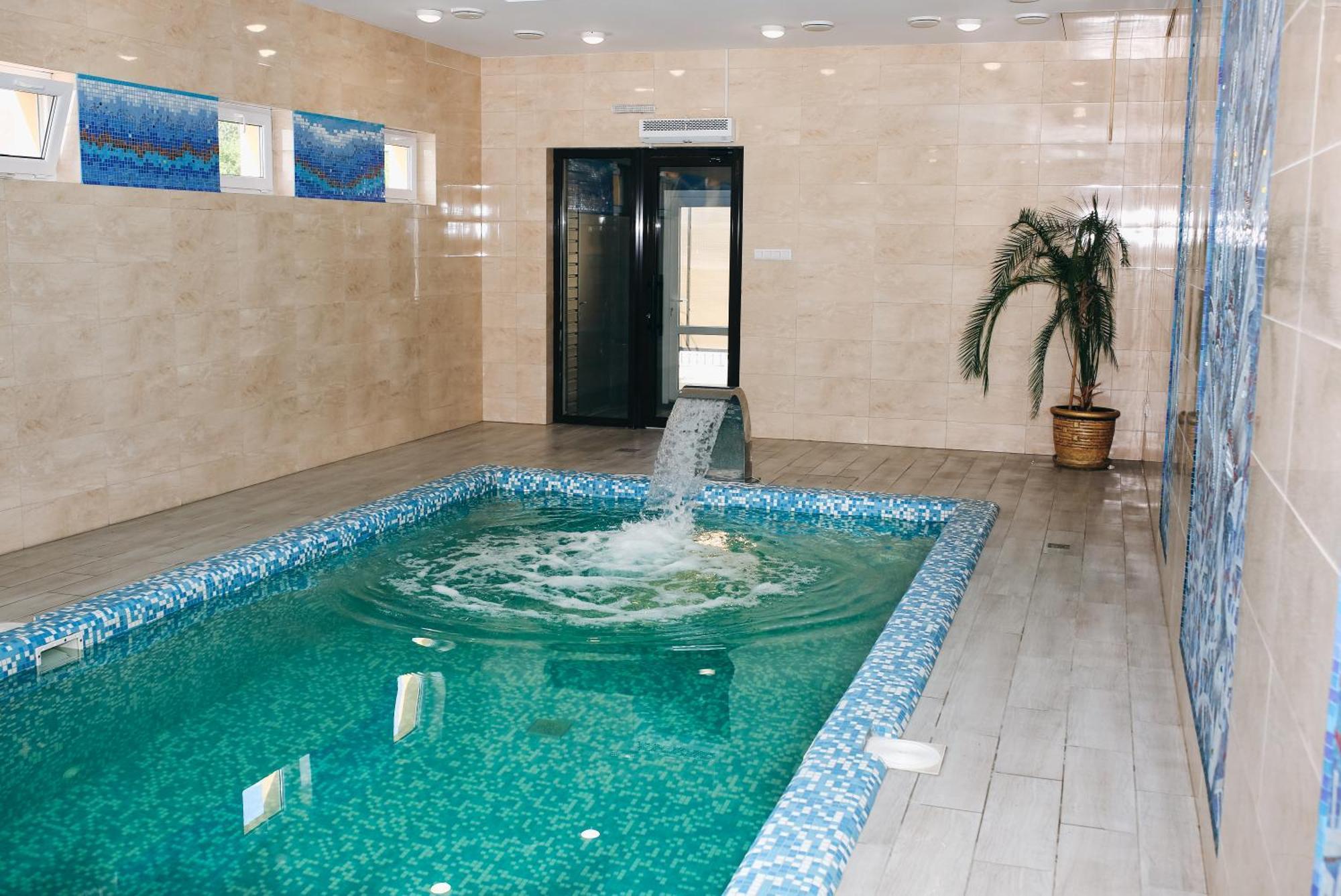 Орк "Блісс" Hotel Rivne Kültér fotó