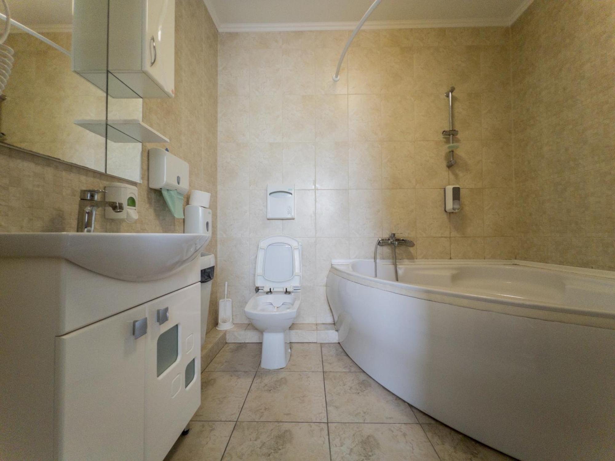 Орк "Блісс" Hotel Rivne Szoba fotó
