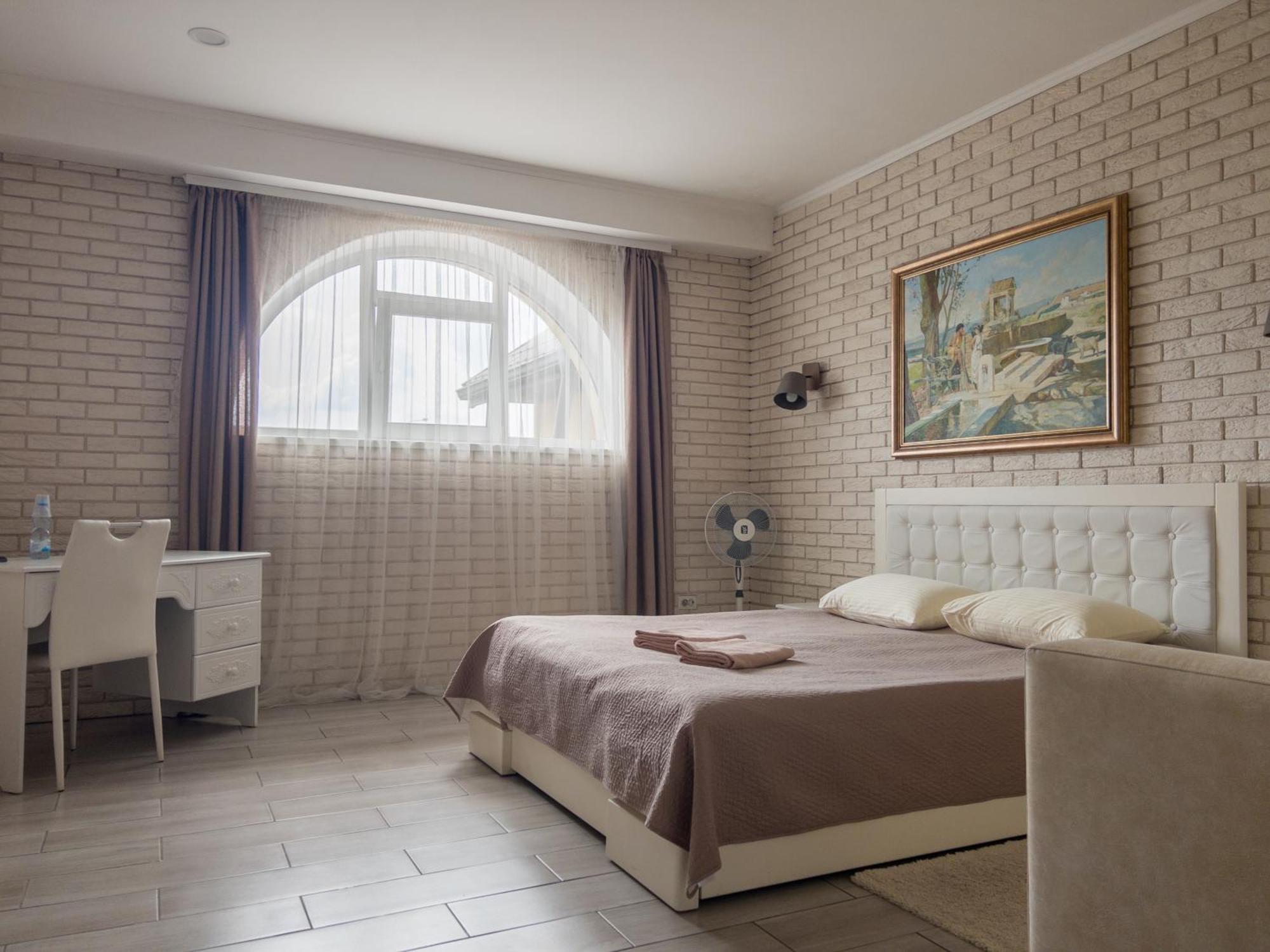Орк "Блісс" Hotel Rivne Kültér fotó