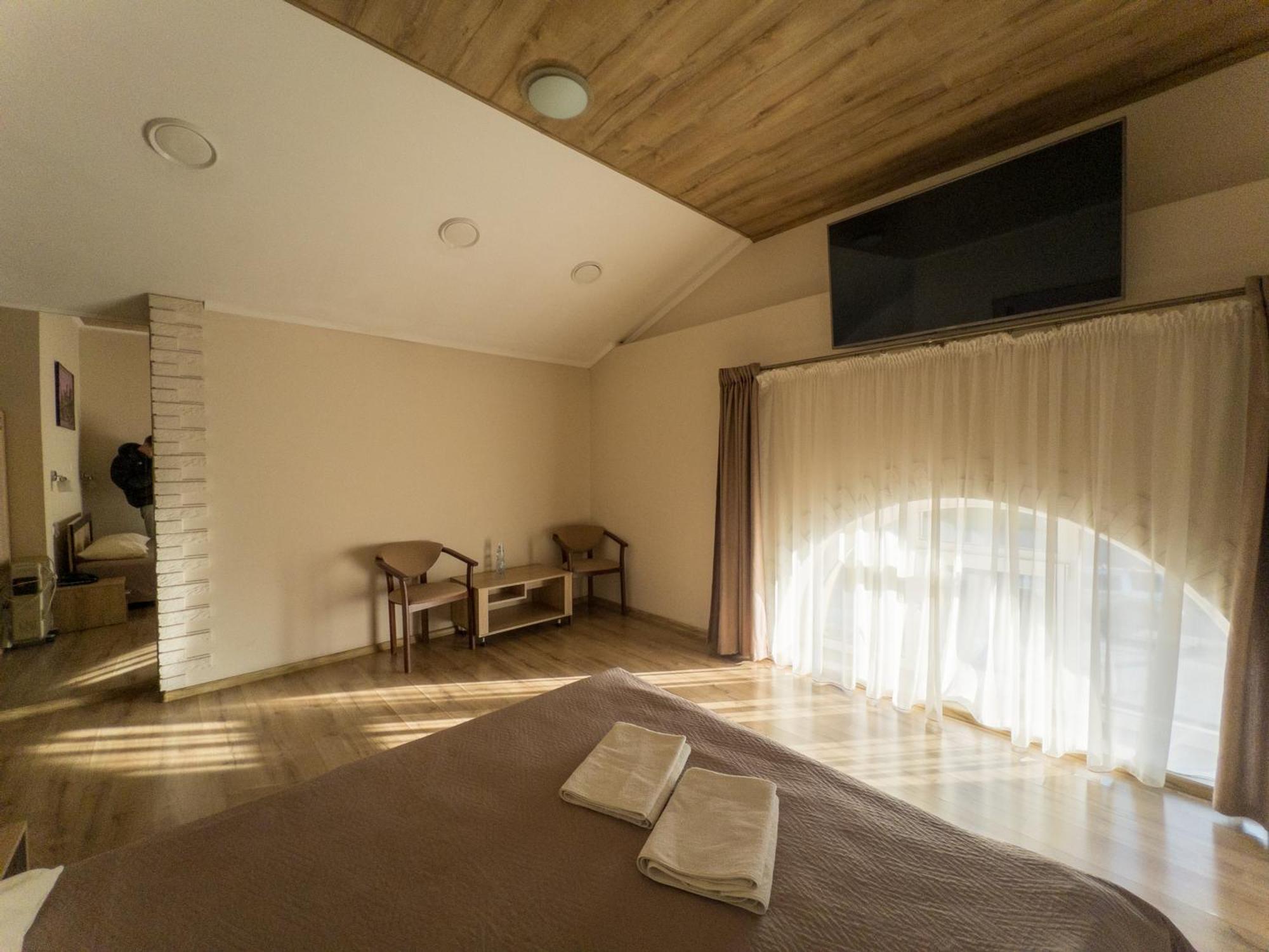 Орк "Блісс" Hotel Rivne Kültér fotó